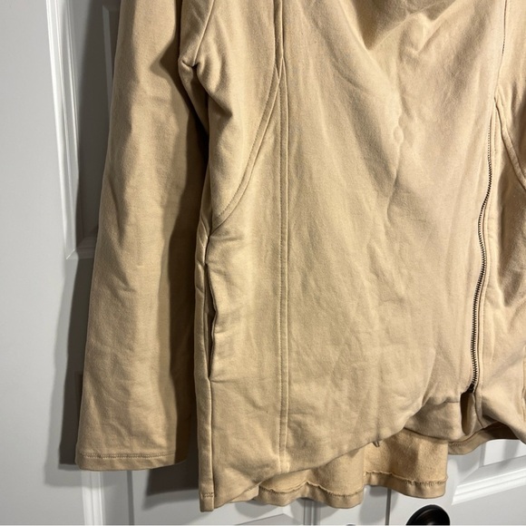 AKIRA CHICAGO Red Label Womens Long Tan Moto Zip Knit Jacket L - Picture 2 of 8